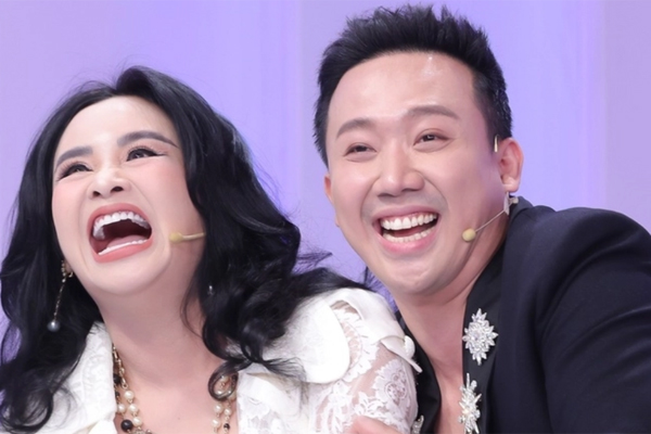 Nữ NSND, diva nhạc Việt sẽ vào phim Tết của Trấn Thành là ai? - Ảnh 2. Nữ NSND, diva nhạc Việt sẽ vào phim Tết của Trấn Thành là ai? - Ảnh 2.