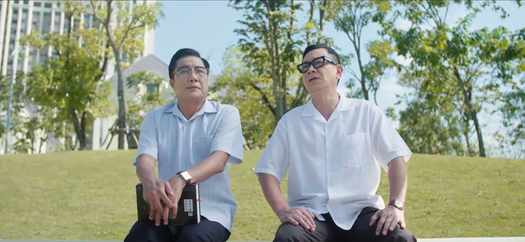 Ph&oacute; b&iacute; thư tỉnh bị kết &aacute;n 25 năm t&ugrave; trong đại &aacute;n g&acirc;y thiệt hại hơn 1 ngh&igrave;n tỷ đồng - Ảnh 4.