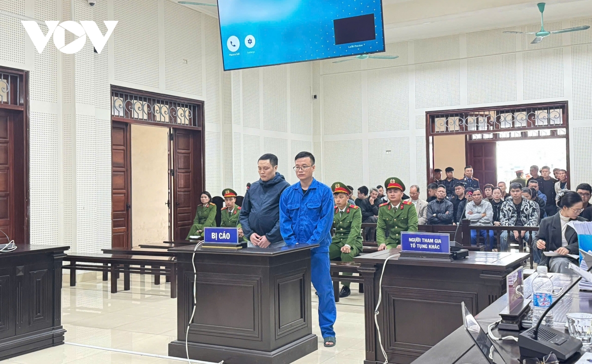 Chiếm đoạt hơn 96 tỷ đồng, nguy&ecirc;n trưởng ph&ograve;ng giao dịch ABBank lĩnh &aacute;n chung - Ảnh 1.