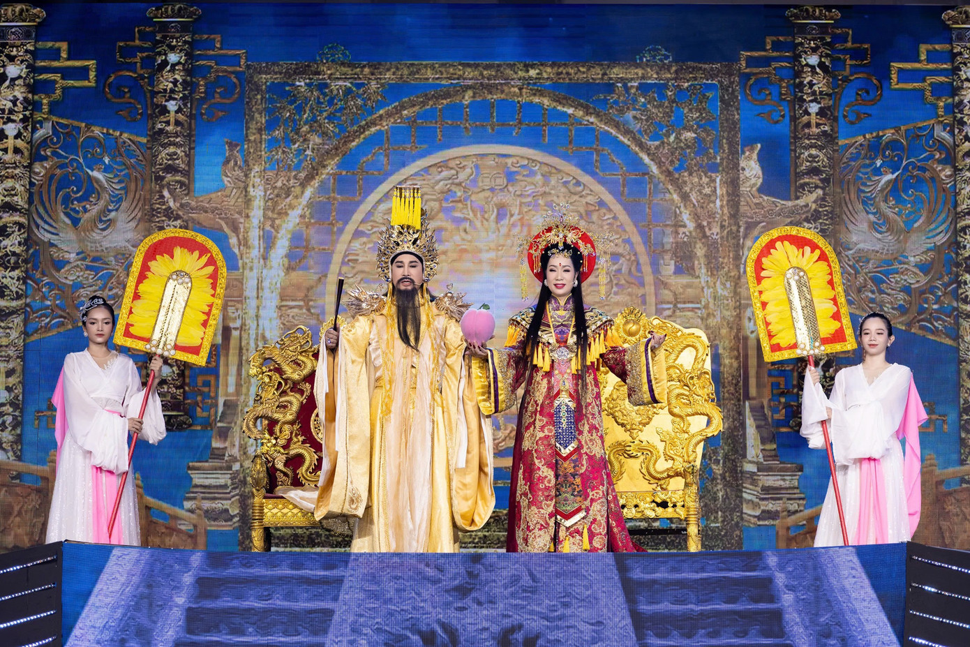 NSND Trịnh Kim Chi thay thế NSƯT Thoại Mỹ - Ảnh 1.