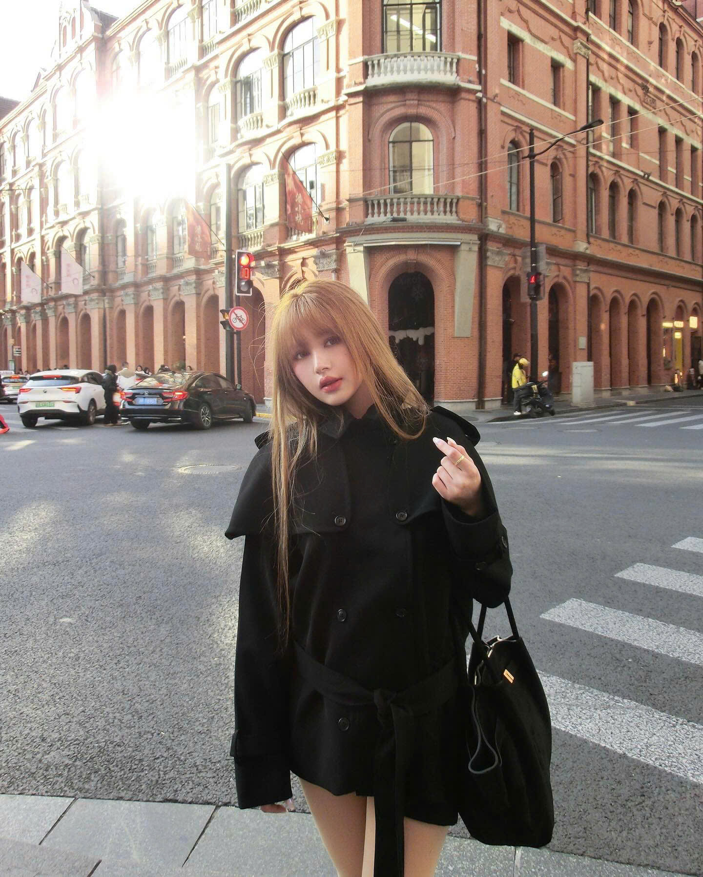 'Soi' thời trang của sao Việt du lịch năm mới: Áo lông, áo phao là 'chân ái' - Ảnh 17. 'Soi' thời trang của sao Việt du lịch năm mới: Áo lông, áo phao là 'chân ái' - Ảnh 17.