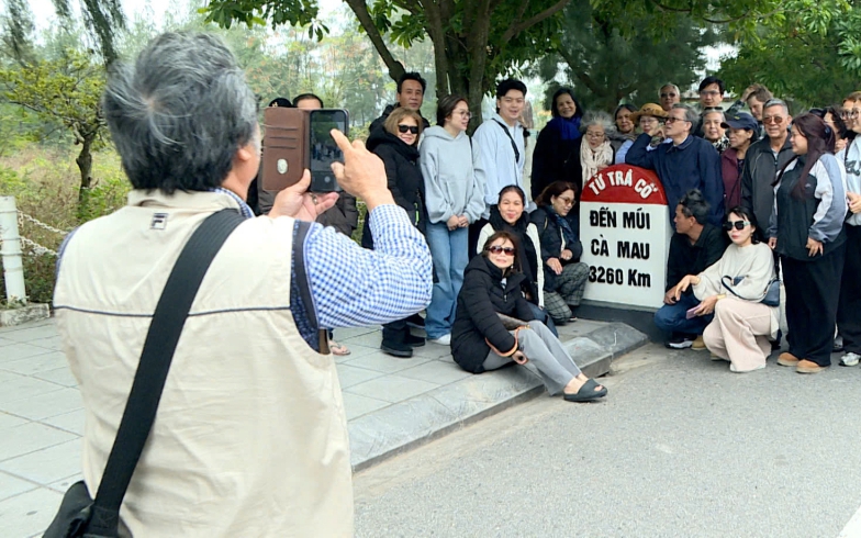 Năm Du lịch quốc gia 2026: Gia Lai khởi đầu hành trình “ Đại ngàn chạm biển xanh ” - Ảnh 4. Năm Du lịch quốc gia 2026: Gia Lai khởi đầu hành trình “ Đại ngàn chạm biển xanh ” - Ảnh 4.