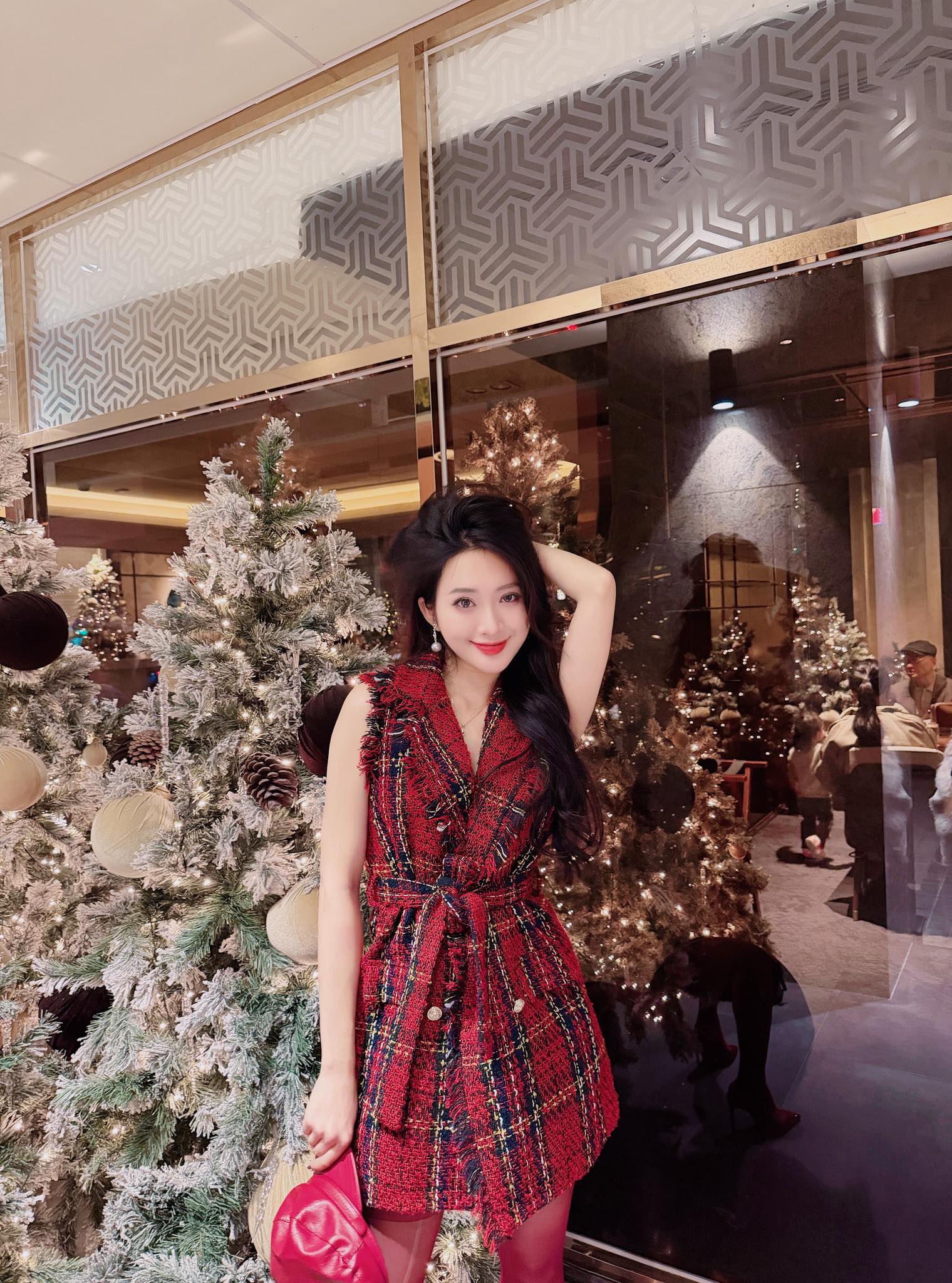 Nữ BTV vũ thủy ti&ecirc;n qu&ecirc; Bắc Ninh: Ứng vi&ecirc;n s&aacute;ng gi&aacute; tại Miss World Vietnam 2025 - Ảnh 11.