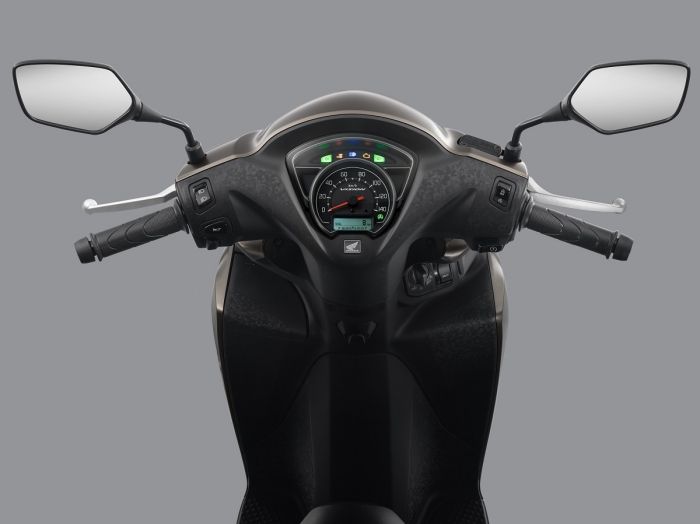 Gi&aacute; xe Honda Vision 2026 giảm kỷ lục , kh&aacute;ch Việt đua chốt đơn xe m&aacute;y - Ảnh 3.