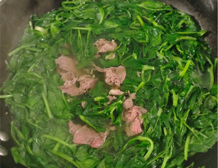 H&ocirc;m nay, d&ugrave; bận đến đ&acirc;u, đừng qu&ecirc;n ăn m&oacute;n canh n&agrave;y: Dễ nấu m&agrave; ngon lại gi&agrave;u dinh dưỡng v&agrave; gi&uacute;p chống lạnh- Ảnh 8.