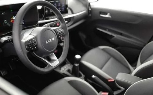 Gi&aacute; lăn b&aacute;nh Kia Morning giảm kỷ lục, thấp chưa từng c&oacute;, hatchback rẻ nhất ph&acirc;n kh&uacute;c cạnh tranh gay gắt với Hyundai Grand i10 về doanh số