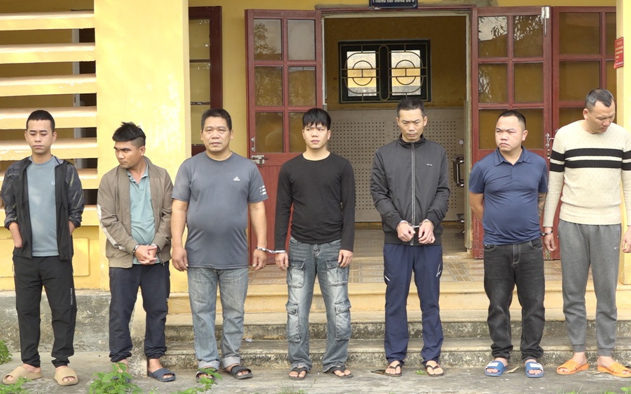 Quảng Trị: Bóc gỡ đường dây cá độ bóng đá quy mô đặc biệt lớn, số tiền giao dịch tới 350 tỷ đồng