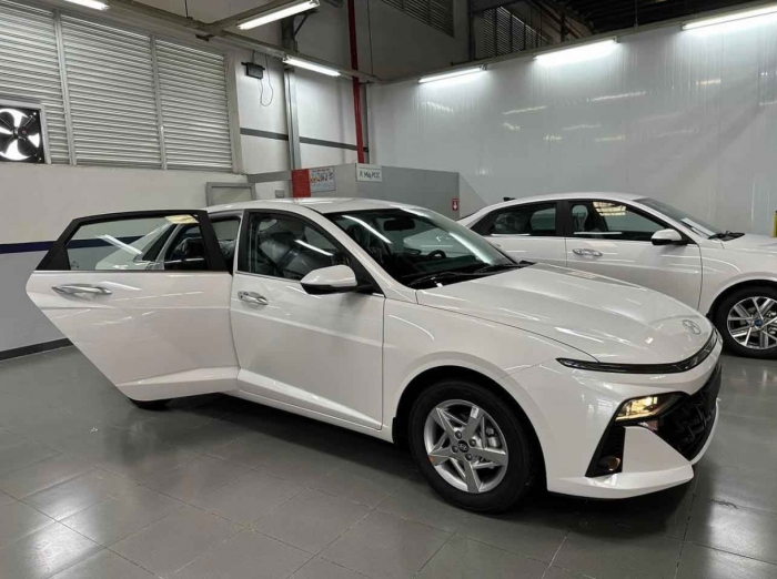 Gi&aacute; lăn b&aacute;nh Hyundai Accent giảm mạnh , cạnh tranh Toyota Vios v&agrave; Honda City - Ảnh 2.