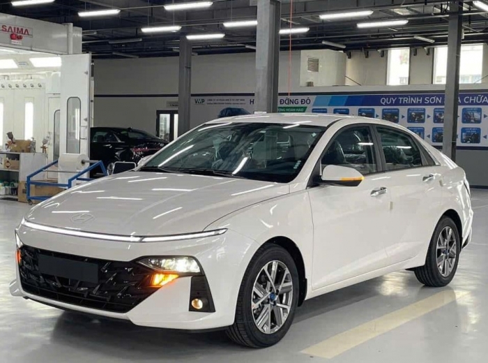 Gi&aacute; lăn b&aacute;nh Hyundai Accent giảm mạnh , cạnh tranh Toyota Vios v&agrave; Honda City - Ảnh 3.