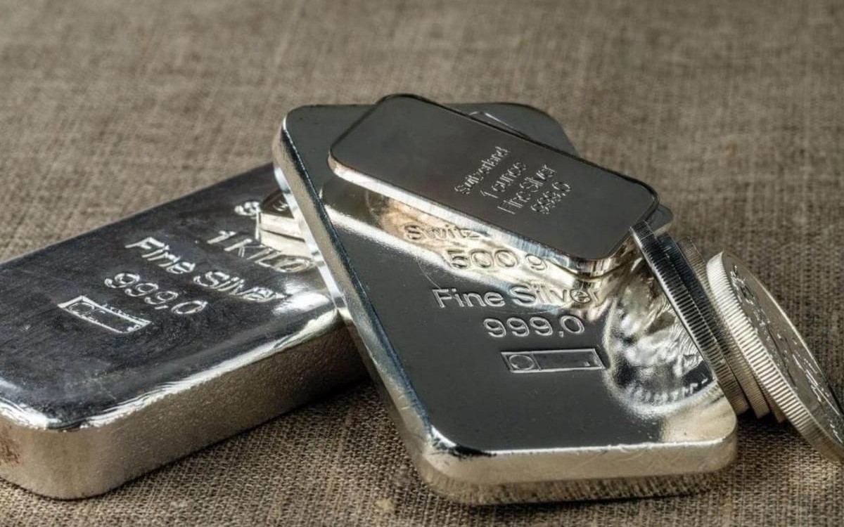 Gi&aacute; bạc h&ocirc;m nay (7/1): Thị trường trong nước bật tăng trở lại, mở phi&ecirc;n gi&aacute; tăng th&ecirc;m 117.000 đồng/lượng