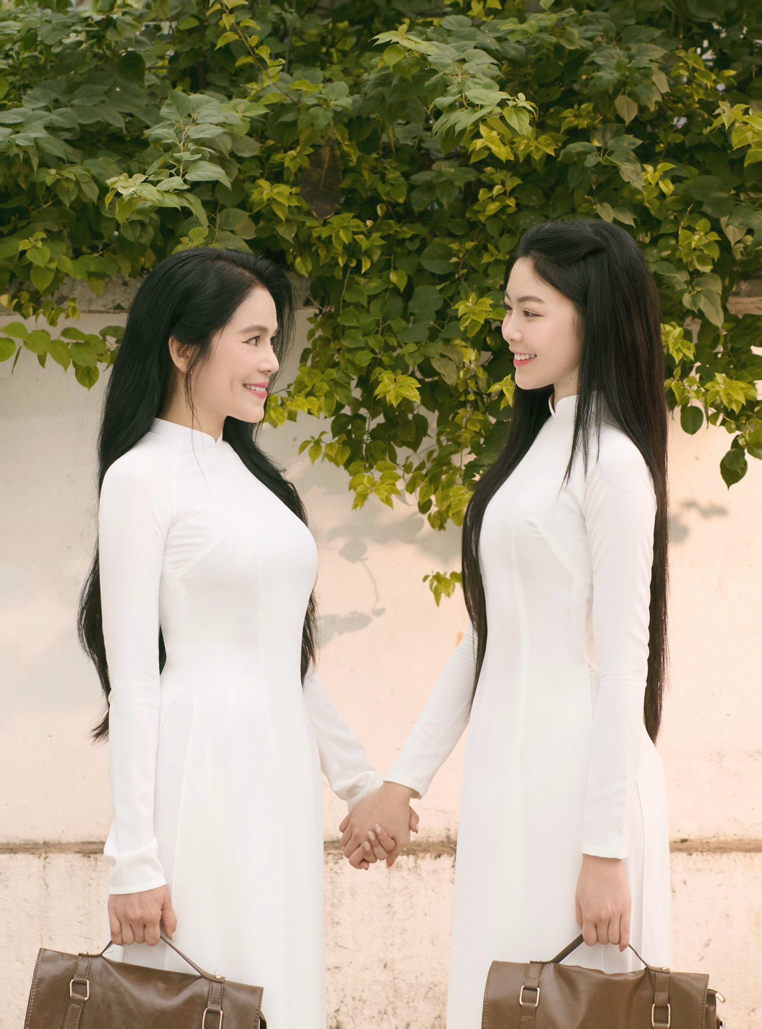 Vợ v&agrave; con g&aacute;i MC Quyền Linh: Kh&aacute;m ph&aacute; cuộc sống gia đ&igrave;nh đầy hạnh ph&uacute;c - Ảnh 2.