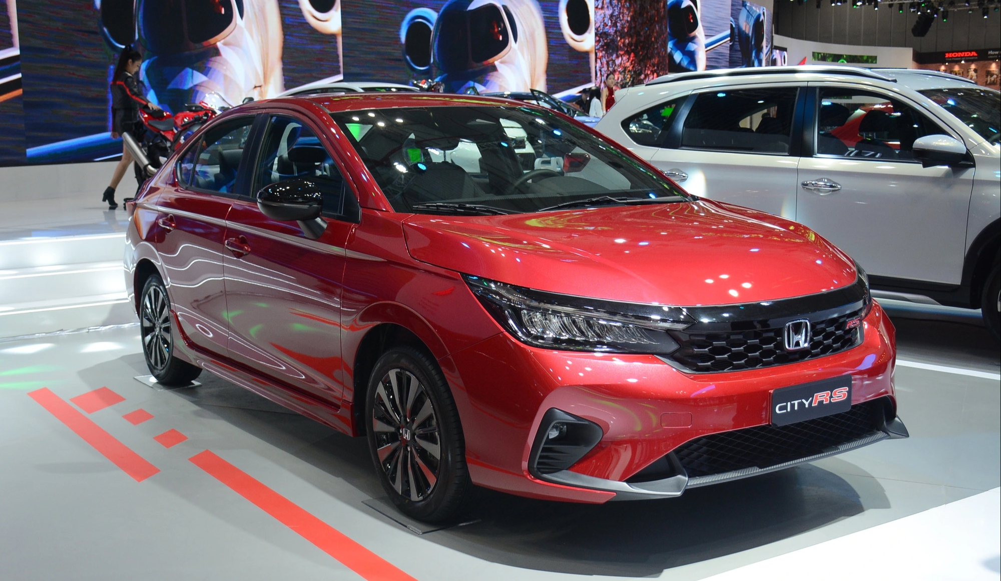 Gi&aacute; &ocirc; t&ocirc; sedan hạng B tại Việt Nam giảm mạnh trước Tết , ưu đ&atilde;i chưa từng thấy - Ảnh 2.