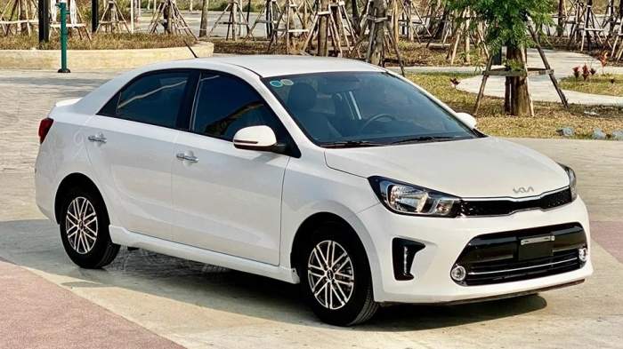 Giá lăn bánh Kia Soluto giảm mạnh , hấp dẫn như Kia Morning và Hyundai Grand i10 - Ảnh 3. Giá lăn bánh Kia Soluto giảm mạnh , hấp dẫn như Kia Morning và Hyundai Grand i10 - Ảnh 3.