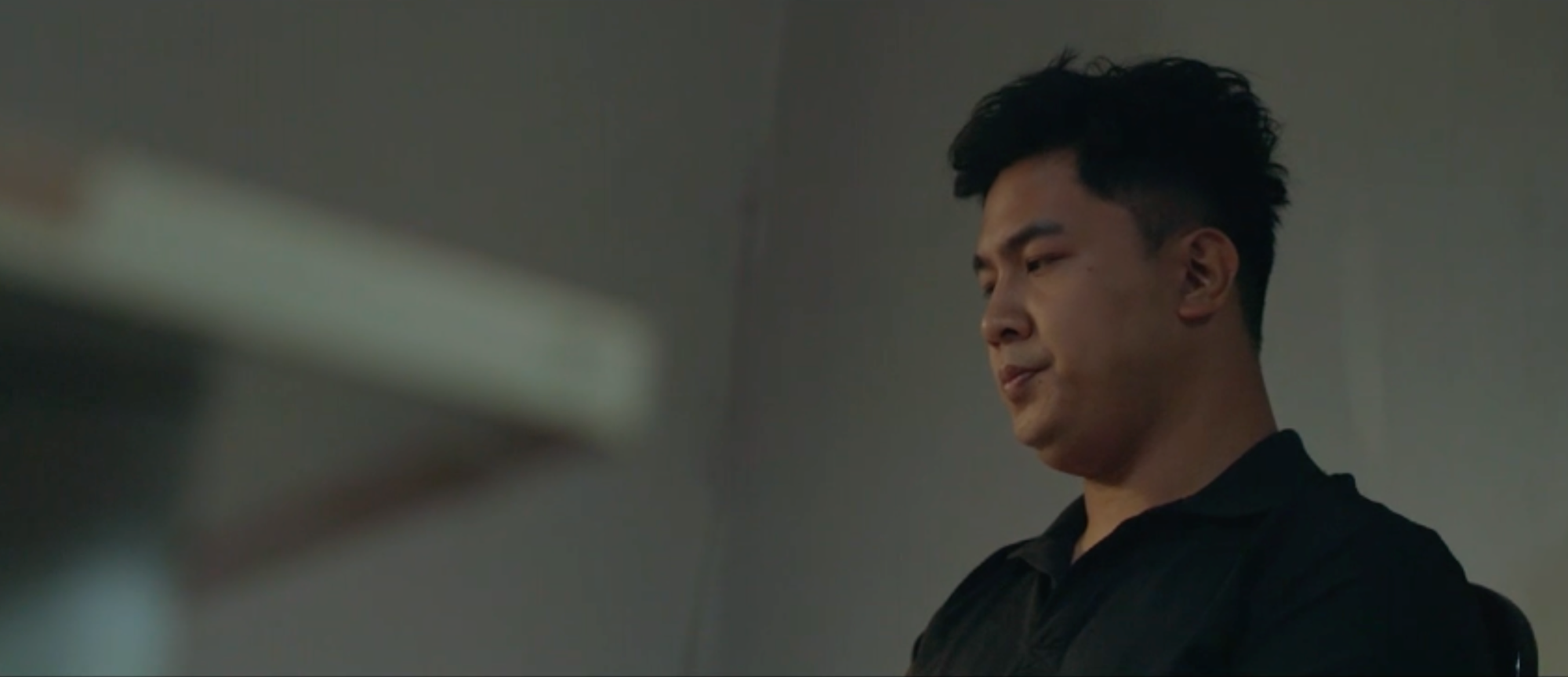 Lằn ranh - Tập 38: Chấn quyết định n&oacute;i to&agrave;n bộ sự thật với vợ- Ảnh 1.