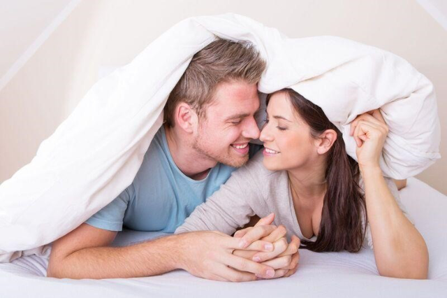 B&iacute; quyết tạo hưng phấn cho đối phương chốn ph&ograve;ng the - Ảnh 2.
