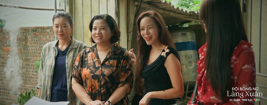 Đội b&oacute;ng nữ l&agrave;ng Xu&acirc;n - Tập 8: Minh theo bố về nh&agrave;, giấc mơ th&agrave;nh lập đội b&oacute;ng th&agrave;nh sự thật - Ảnh 3.