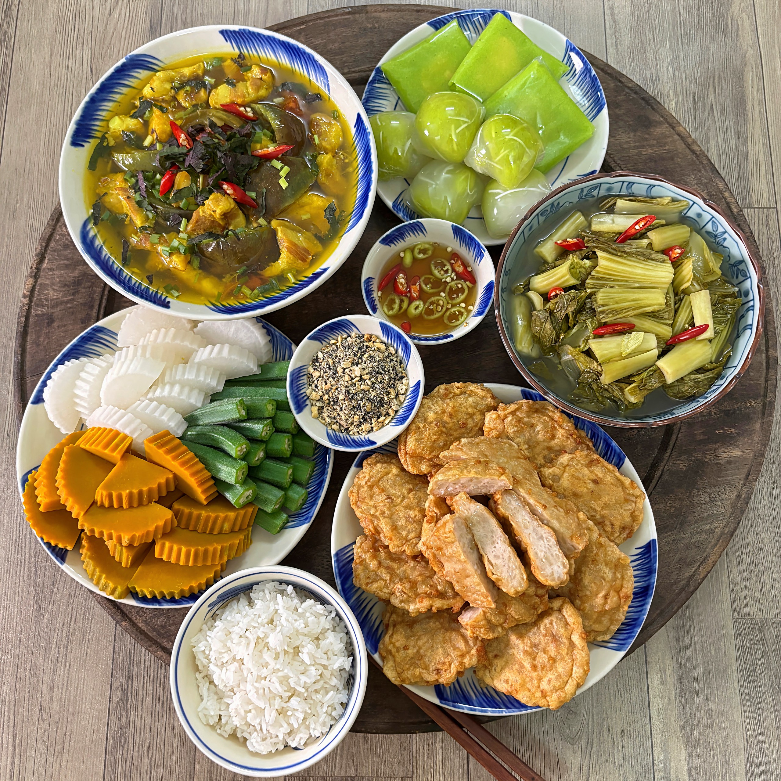 M&oacute;n ngon m&ugrave;a thu: Loạt m&acirc;m cơm vừa nh&igrave;n đ&atilde; thấy th&egrave;m, m&oacute;n d&acirc;n d&atilde; m&agrave; 'đưa cơm' v&ocirc; c&ugrave;ng - Ảnh 2.