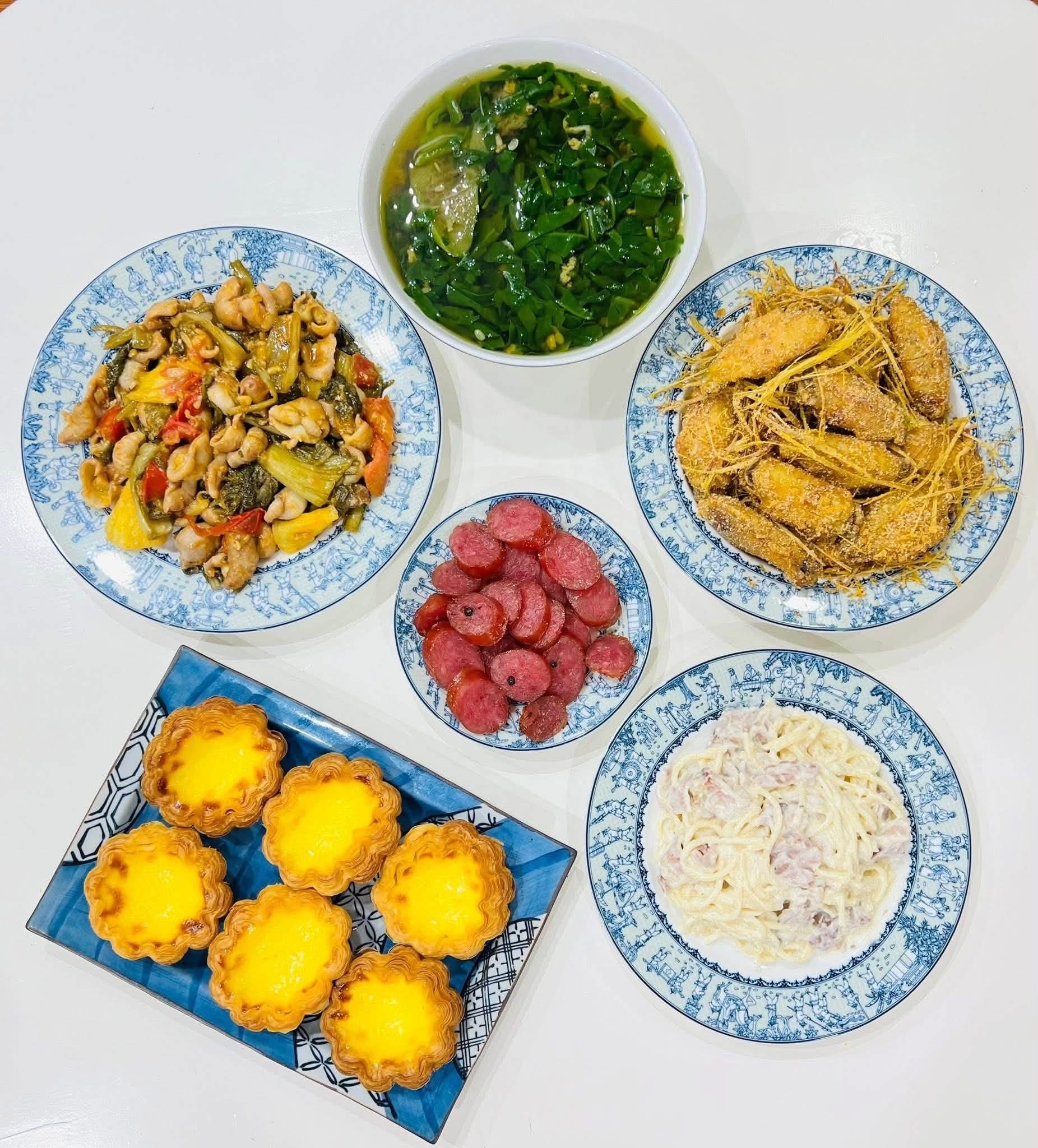 Mẹ đảm H&agrave; Nội chia sẻ những m&acirc;m cơm gia đ&igrave;nh giản dị, đọc t&acirc;m sự về con mới thấy thấm th&iacute;a - Ảnh 13.