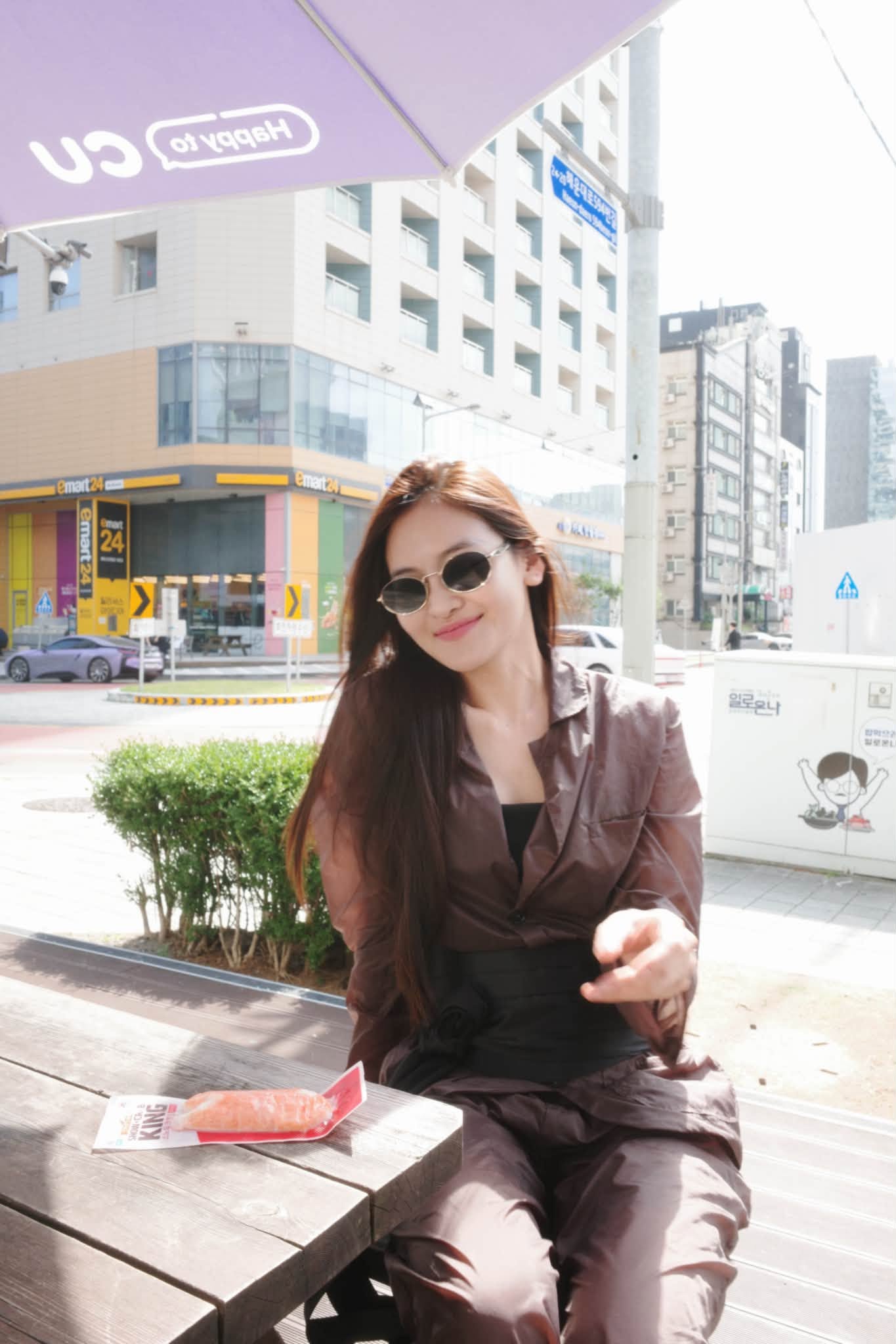 Th&ugrave;y Anh tỏa s&aacute;ng tr&ecirc;n thảm đỏ LHP Busan: Khoảnh khắc g&acirc;y ấn tượng tại H&agrave;n Quốc - Ảnh 8.