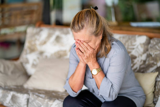 Nghỉ hưu rồi tôi mới thấm: Đau lòng nhất tuổi già là lúc nào cũng tâm lý... sợ làm phiền con - Ảnh 1.