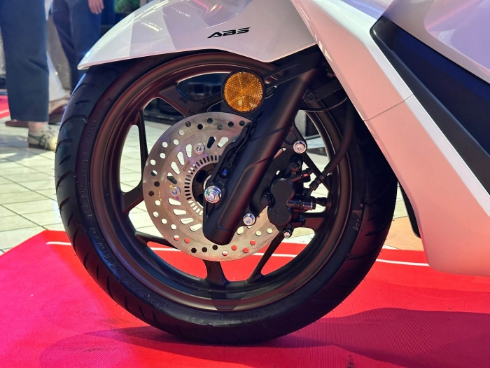 Honda PCX 160 ra mắt 2027: Xe ga động cơ 160cc sang trọng giá chỉ 82 triệu đồng - Ảnh 4.