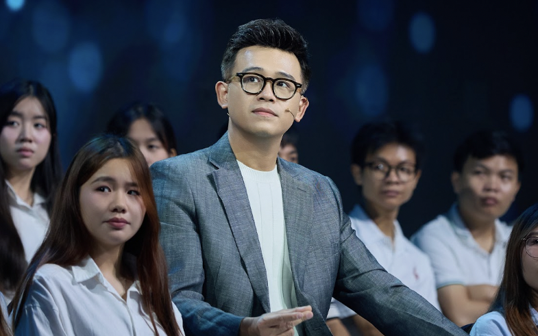 Học vấn ấn tượng của MC Đức Bảo tại Vua tiếng Việt m&ugrave;a 7 - Ảnh 1.