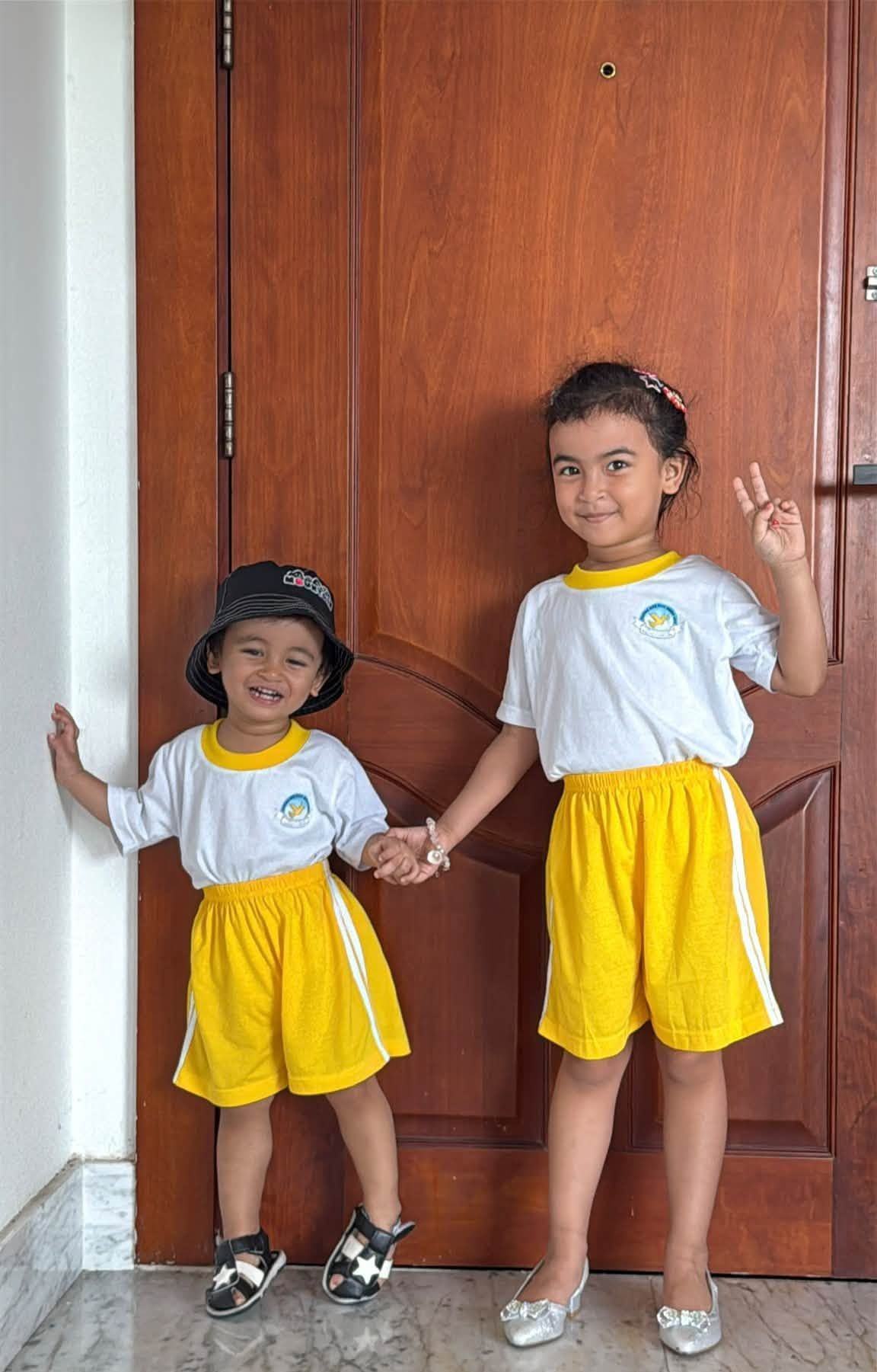 Hai con nh&agrave; V&otilde; Hạ Tr&acirc;m g&acirc;y ch&uacute; &yacute; - Ảnh 5.