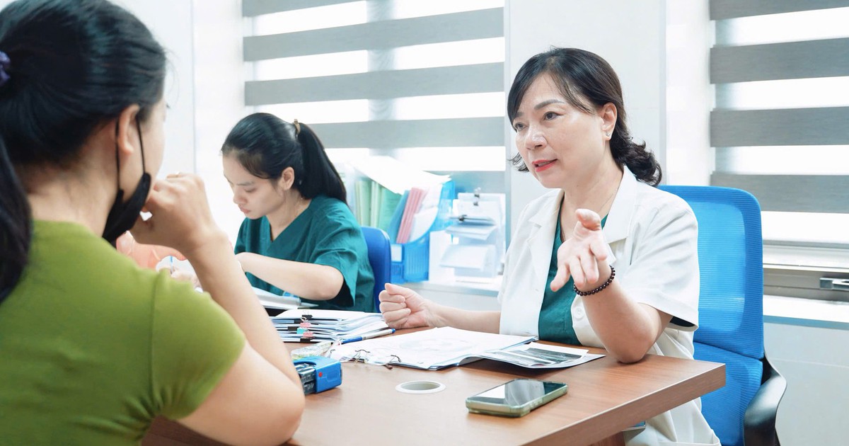 Sau 4 lần t&igrave;m tinh tr&ugrave;ng thất bại, người đ&agrave;n &ocirc;ng 40 tuổi bất ngờ c&oacute; cơ hội l&agrave;m cha - Ảnh 2.