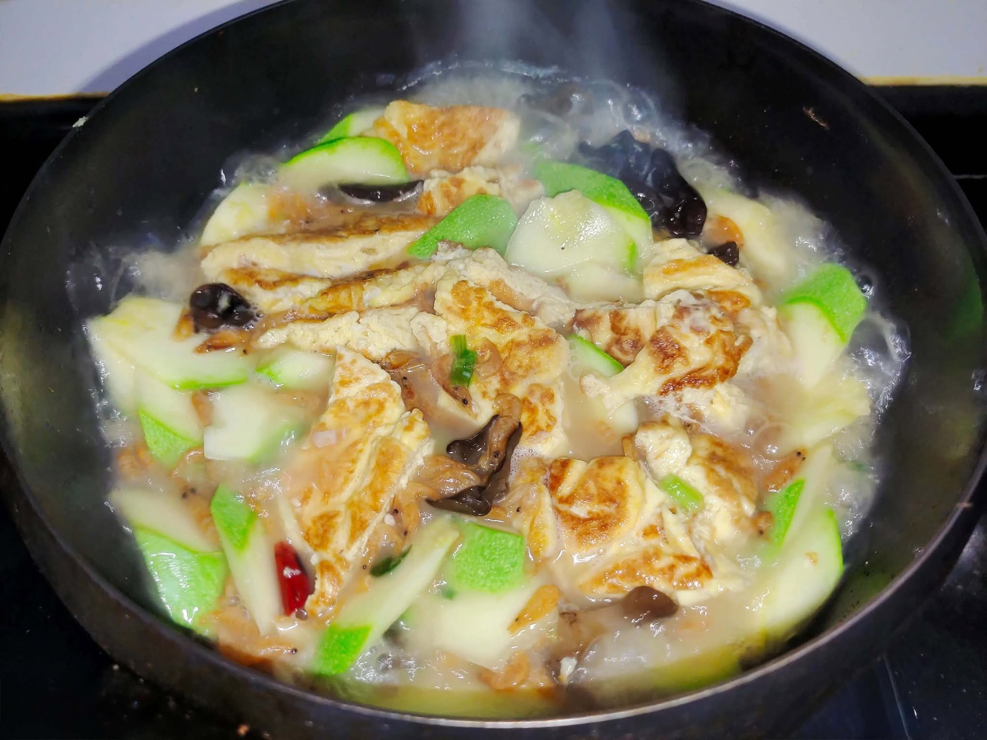 T&ocirc;i rất th&iacute;ch m&oacute;n canh n&agrave;y, mỗi tuần nhất định phải nấu một lần: Hương vị v&ocirc; c&ugrave;ng thơm, mềm v&agrave; si&ecirc;u ngon- Ảnh 7.