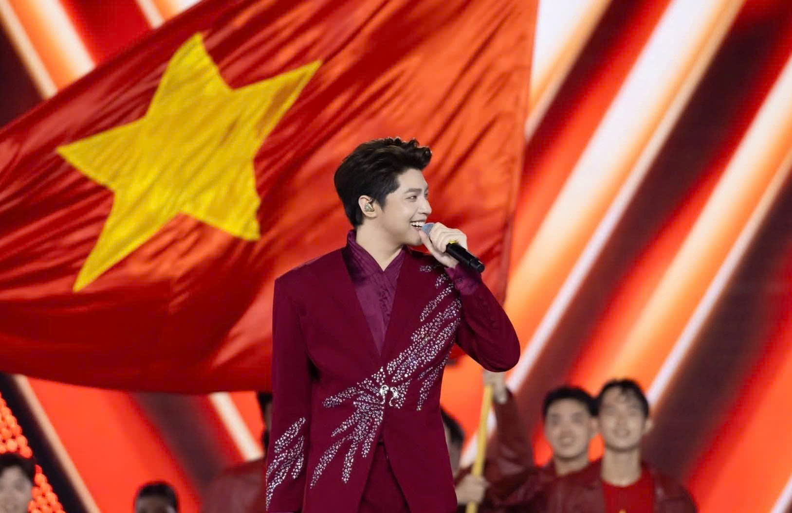 Sắp diễn ra concert Quốc gia 'Tự h&agrave;o l&agrave; người Việt Nam' tại Th&aacute;i Nguy&ecirc;n - Ảnh 3.