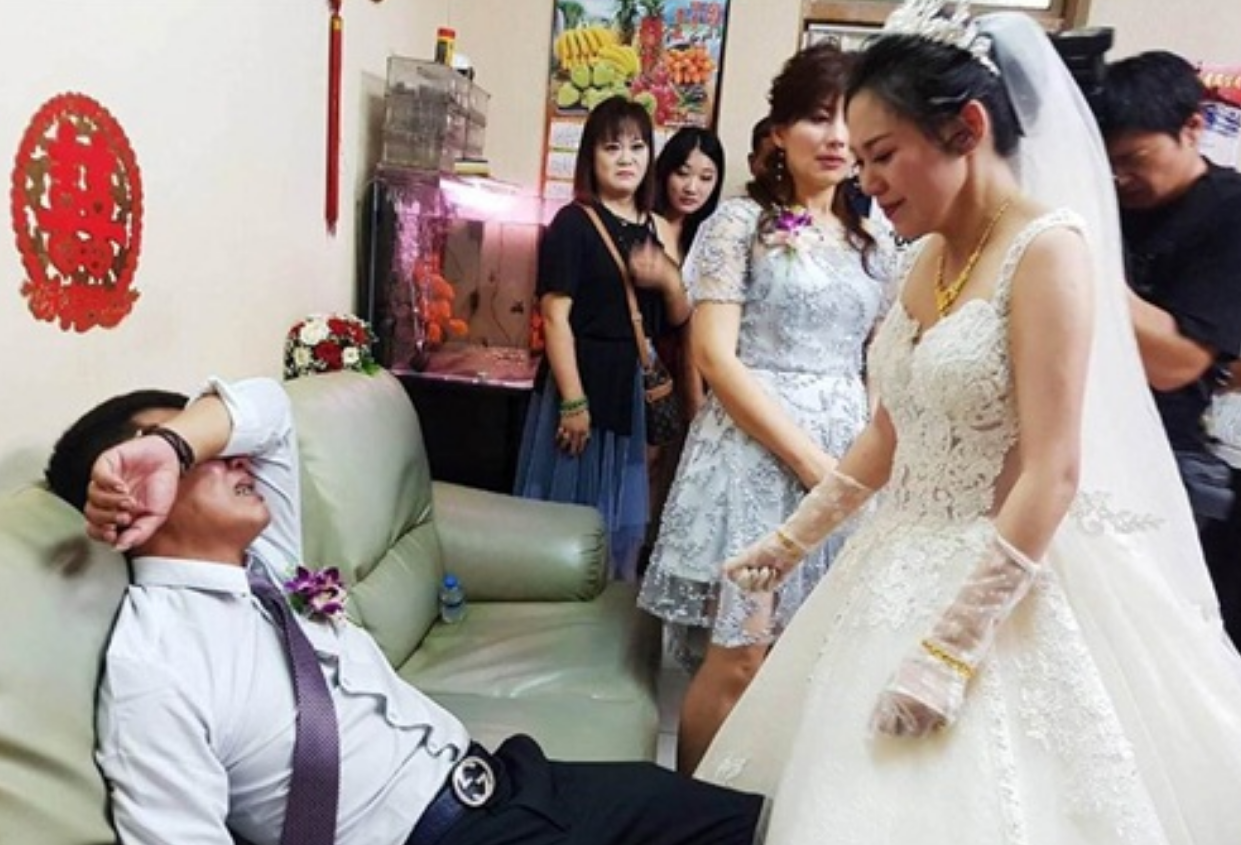 Mới cưới 2 th&aacute;ng, t&ocirc;i ph&aacute;t hiện b&iacute; mật t&agrave;y đ&igrave;nh của nh&agrave; chồng, về đ&ograve;i ly h&ocirc;n th&igrave; bố t&ocirc;i chỉ cho c&aacute;ch giải quyết, nghe xong m&agrave; t&ocirc;i c&acirc;m n&iacute;n- Ảnh 1.