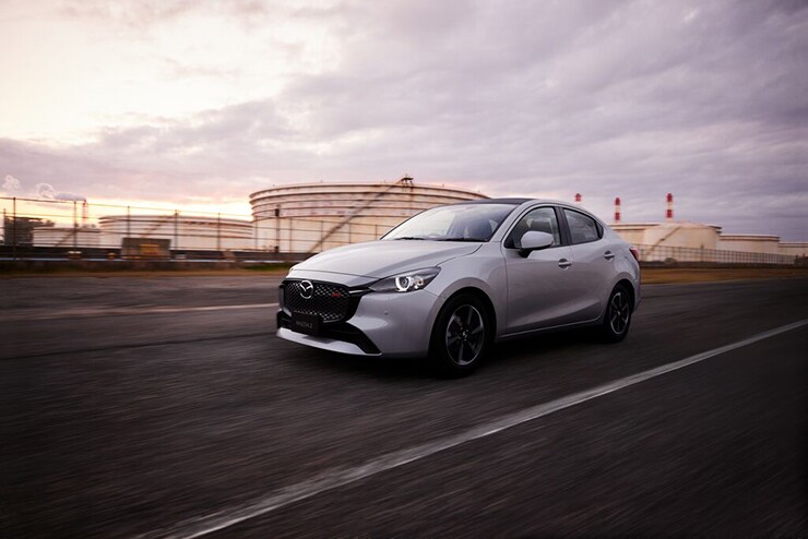  V&igrave; sao gi&aacute; lăn b&aacute;nh Mazda2 tiếp tục giảm sốc, hatchback hạng B rẻ hơn cả Kia Morning, Hyundai Grand i10?  - Ảnh 2.