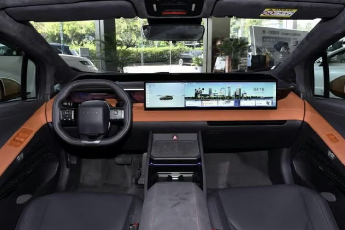 Hyundai Ioniq V 2027: Sedan điện h&oacute;a gi&aacute; rẻ 425 triệu đồng cạnh tranh Camry - Ảnh 5.