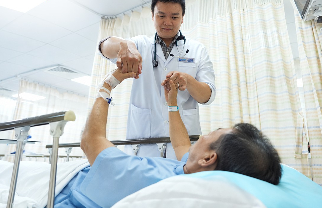 Tưởng rối loạn tiền đình, người đàn ông 54 tuổi phát hiện vỡ túi phình não vì bỏ qua dấu hiệu này 1 Tưởng rối loạn tiền đình, người đàn ông 54 tuổi phát hiện vỡ túi phình não vì bỏ qua dấu hiệu này - Ảnh 1.