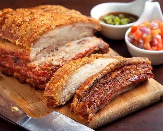 Mẹo l&agrave;m thịt ba chỉ quay bằng nồi chi&ecirc;n kh&ocirc;ng dầu: Da gi&ograve;n nổ xốp, thịt mềm mọng - Ảnh 13.