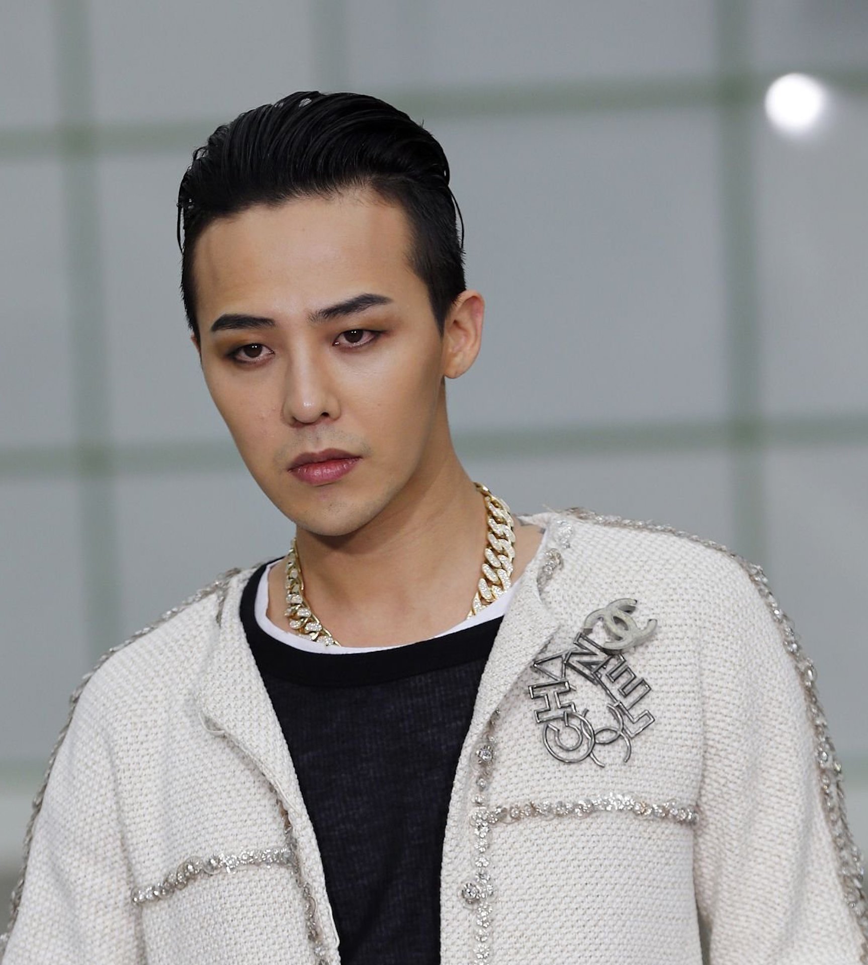 G-Dragon vừa đến Hà Nội, khán giả Việt Nam đã chê điều này - Ảnh 3.