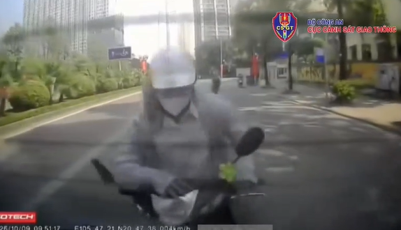 Tin sáng 24/10: Du khách Mỹ cứu người phụ nữ dưới hồ Tuyền Lâm; Miền Bắc sắp đón một đợt không khí lạnh - Ảnh 2.