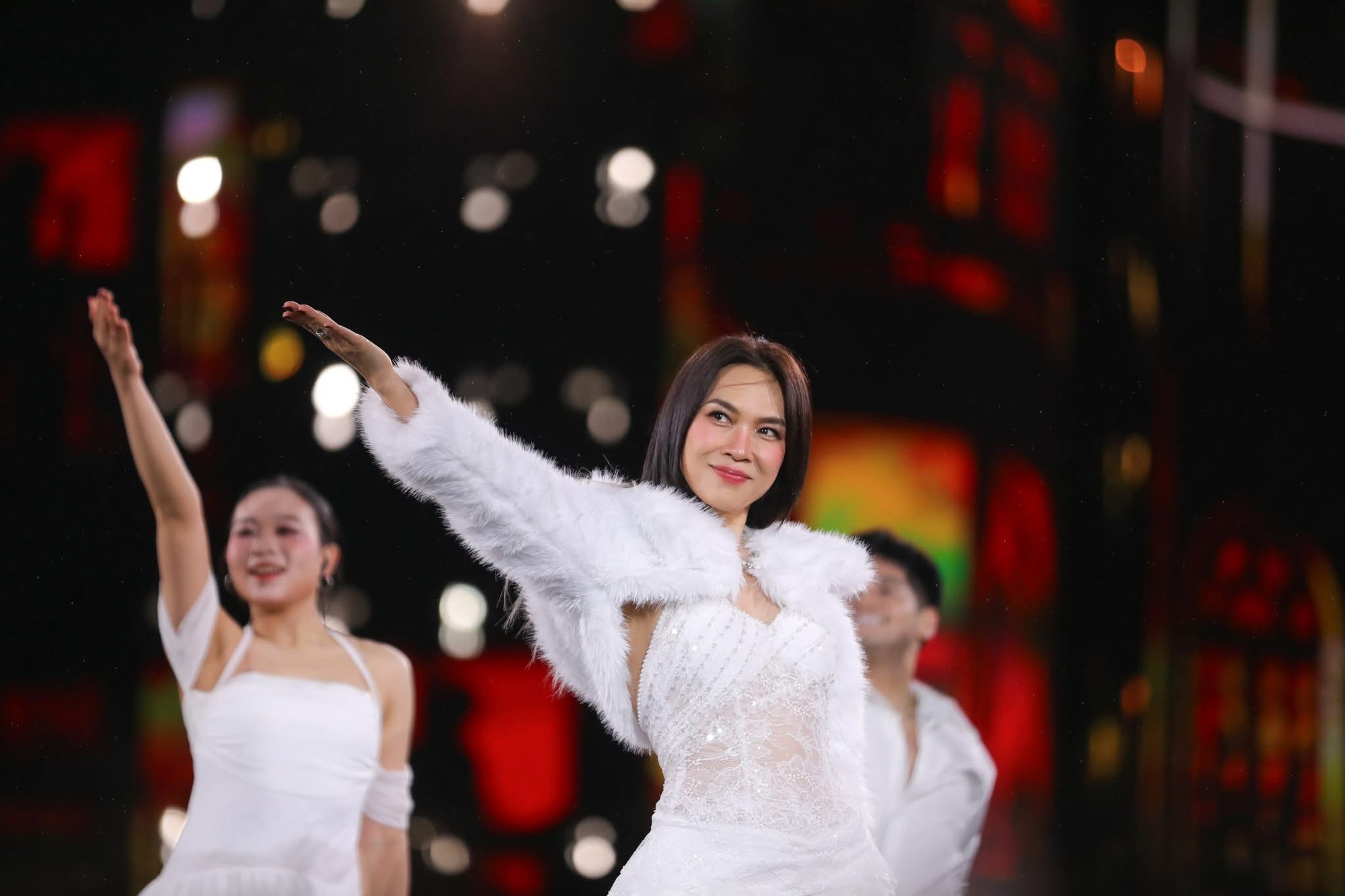 Mỹ T&acirc;m v&agrave; sức h&uacute;t bền bỉ của một "thương hiệu &acirc;m nhạc" - Ảnh 3.