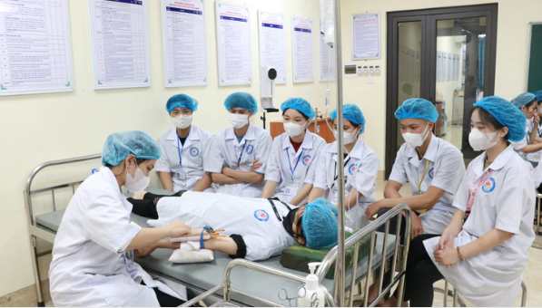 Tin s&aacute;ng 27/10: Nguy&ecirc;n nh&acirc;n g&acirc;y đợt mưa rất lớn ở Trung Bộ những ng&agrave;y tới; Đối tượng n&agrave;o được hưởng trợ cấp 1,08 triệu đồng/th&aacute;ng theo quy định mới nhất?   - Ảnh 4.