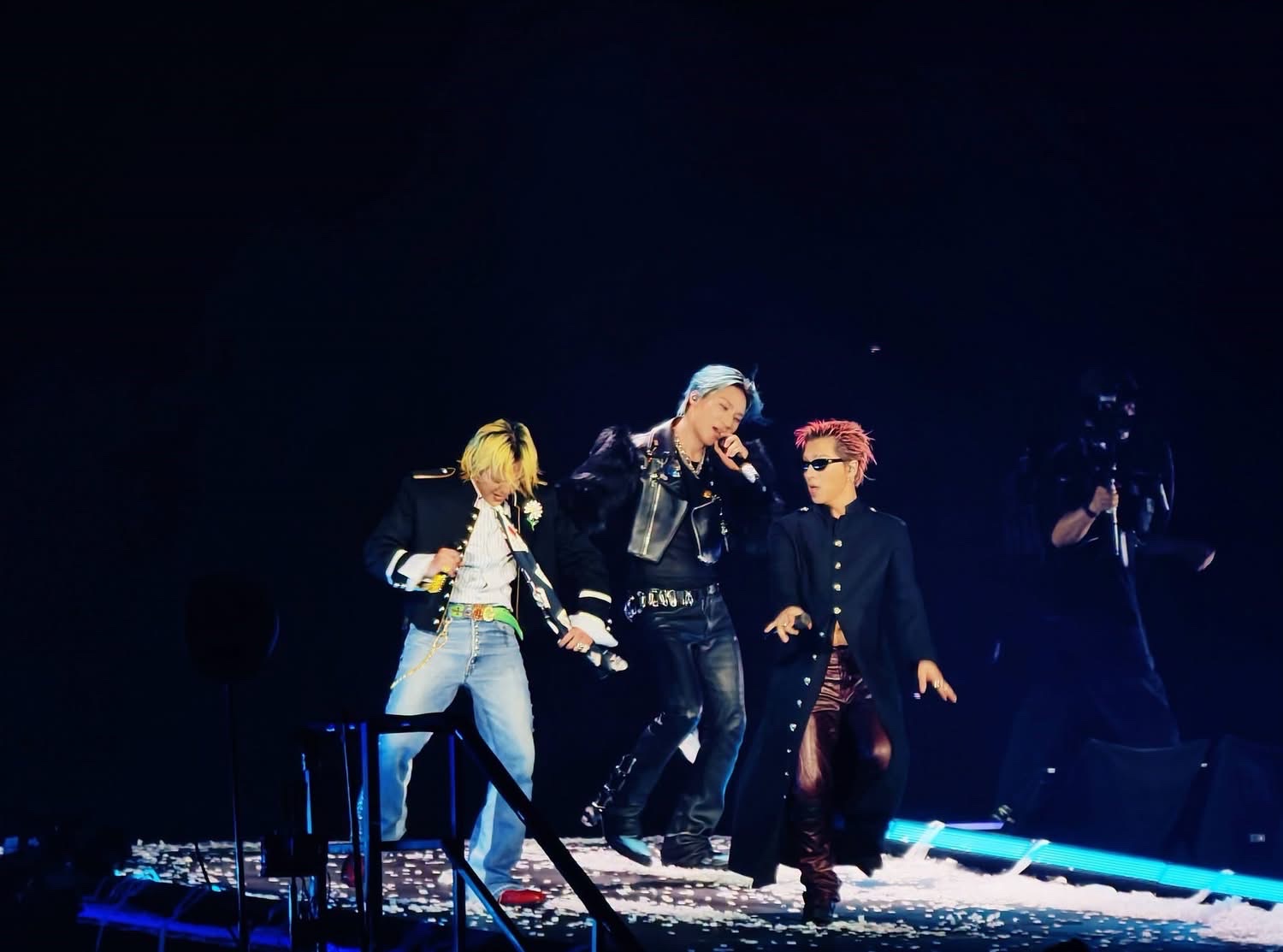 Những c&acirc;u n&oacute;i của BIGBANG trong chặng H&agrave; Nội khiến fan 'tan chảy'   - Ảnh 1.
