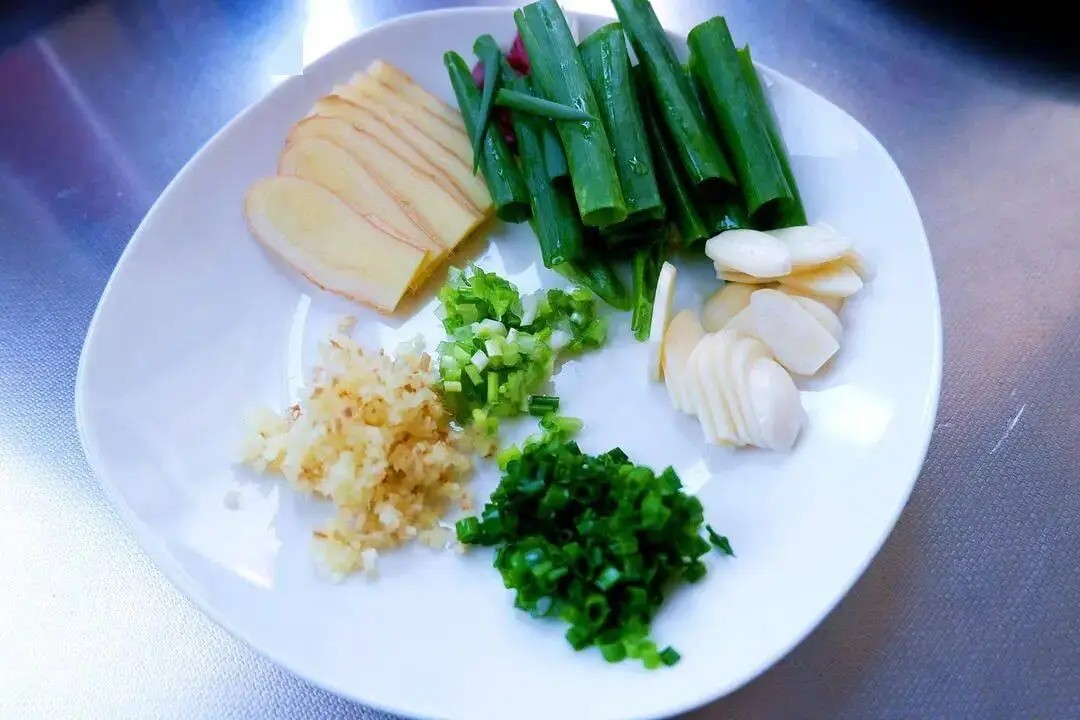 Đ&acirc;y l&agrave; m&oacute;n ăn m&agrave; t&ocirc;i chỉ l&agrave;m mỗi năm 1 lần, hương vị tuyệt đến nỗi ai ăn cũng "dậm ch&acirc;n khen ngon"- Ảnh 4.