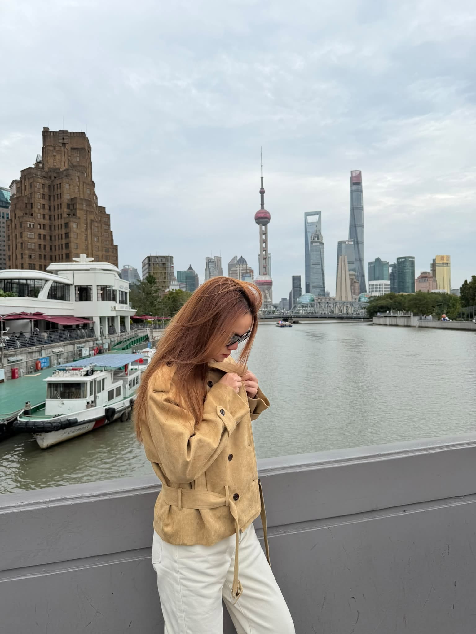 Phạm Quỳnh Anh v&agrave; 3 con g&aacute;i g&acirc;y ch&uacute; &yacute; tại Thượng Hải trong chuyến du lịch 2026 - Ảnh 7.