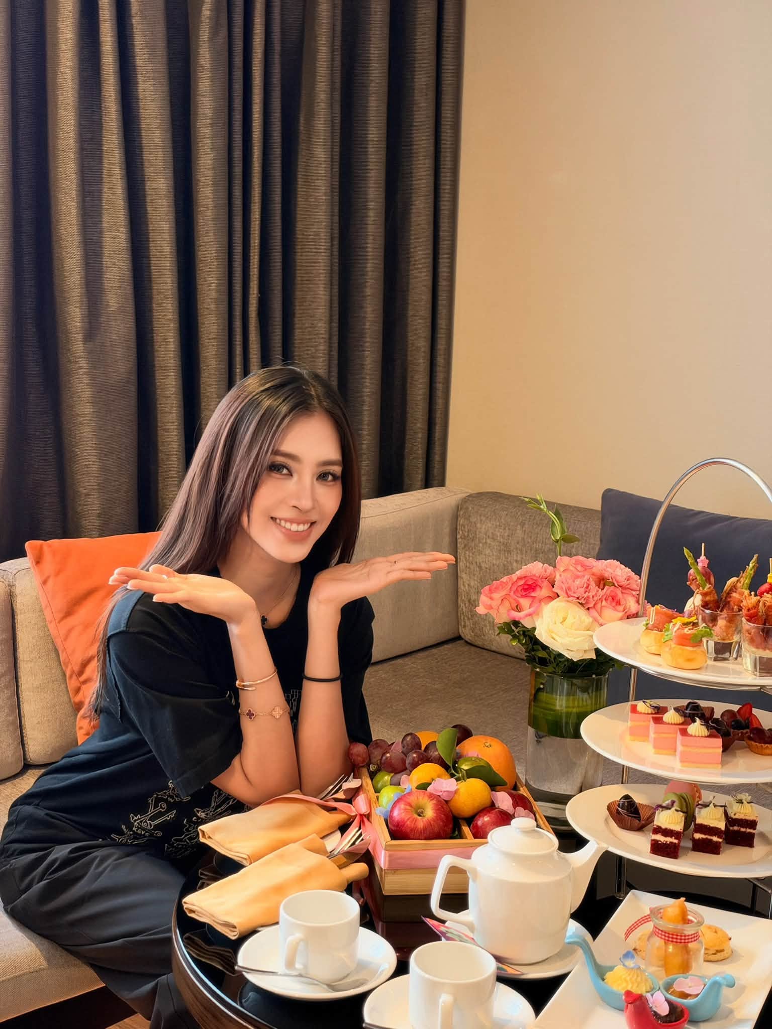 Ninh Dương Lan Ngọc gây chú ý với diện mạo Thị Liễu, Võ Hoàng Yến tái hiện hình ảnh á hậu 18 năm trước - Ảnh 1.