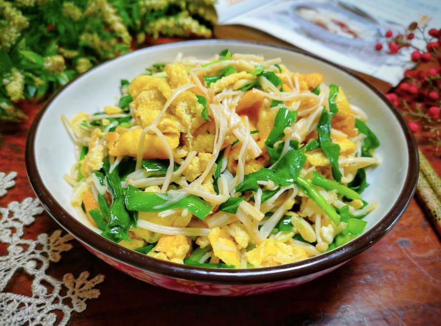 Lá hẹ có tới 7 lợi ích cho sức khỏe, từ bổ sung vitamin đến hỗ trợ kiểm soát cân nặng 4 Lá hẹ có tới 7 lợi ích cho sức khỏe, từ bổ sung vitamin đến hỗ trợ kiểm soát cân nặng - Ảnh 4.
