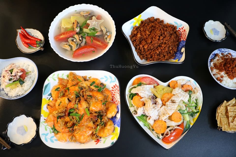 10 m&acirc;m cơm gia đ&igrave;nh ngon mắt của mẹ đảm H&agrave; Nội, gợi &yacute; m&oacute;n ngon mỗi ng&agrave;y - Ảnh 6.