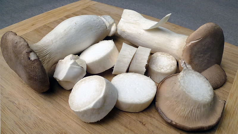 Nấm đ&ugrave;i g&agrave; - lọai rau duy nhất chứa vitamin D v&agrave; m&oacute;n ngon hấp dẫn - Ảnh 3.