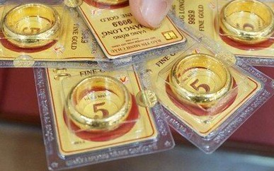 Tỷ gi&aacute; USD h&ocirc;m nay 30/10: Đồng Đ&ocirc; la Mỹ khối ng&acirc;n h&agrave;ng thương mại giảm nhiệt, c&oacute; n&ecirc;n mua USD l&uacute;c n&agrave;y? - Ảnh 1.