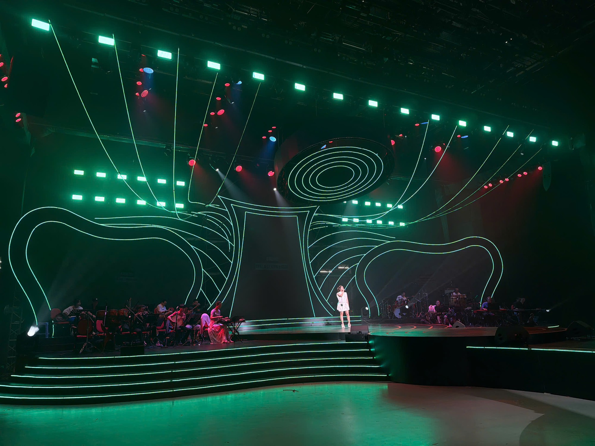 Liveshow mở màn 'Sao Mai 2026' sẽ loại 2 thí sinh - Ảnh 1.