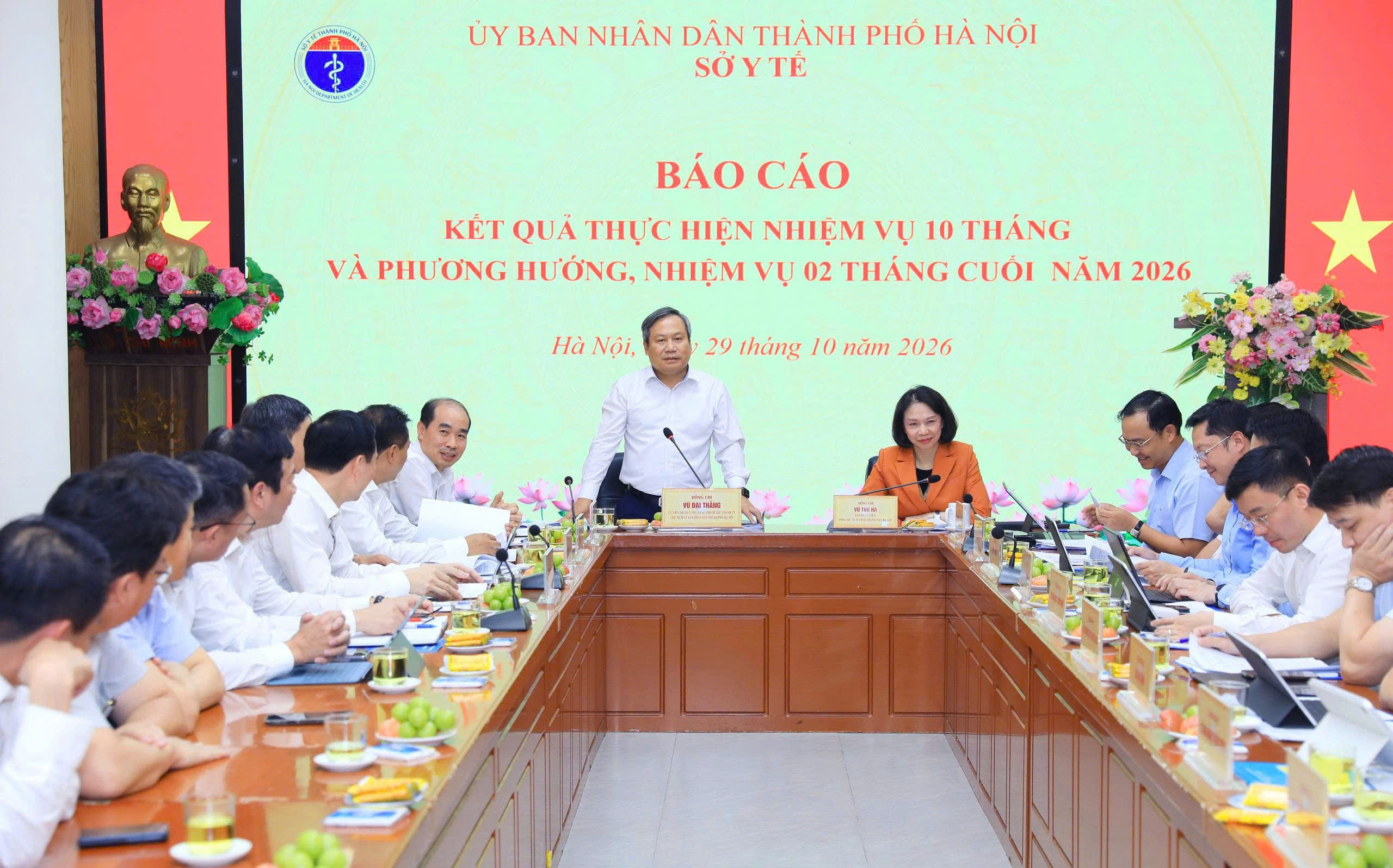 Chủ tịch UBND TP Hà Nội: Khám, chữa bệnh cho nhân dân không thể chậm trễ hay chỉ nằm trên giấy - Ảnh 2.
