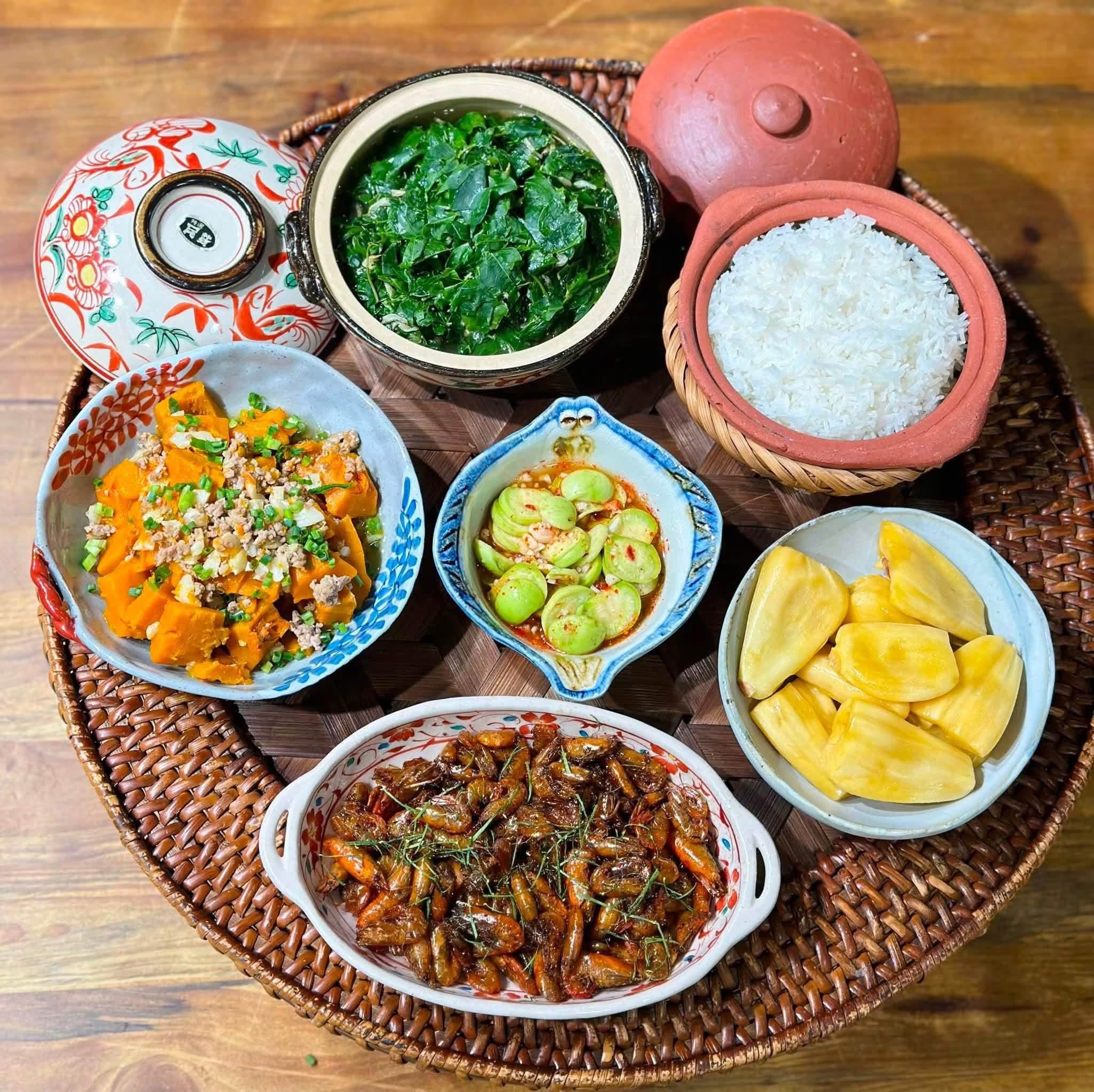 100+ món ngon mỗi ngày cho mâm cơm mùa thu 'siêu tốc', tiết kiệm: Chồng khen nức nở, con muốn ăn thêm - Ảnh 7.